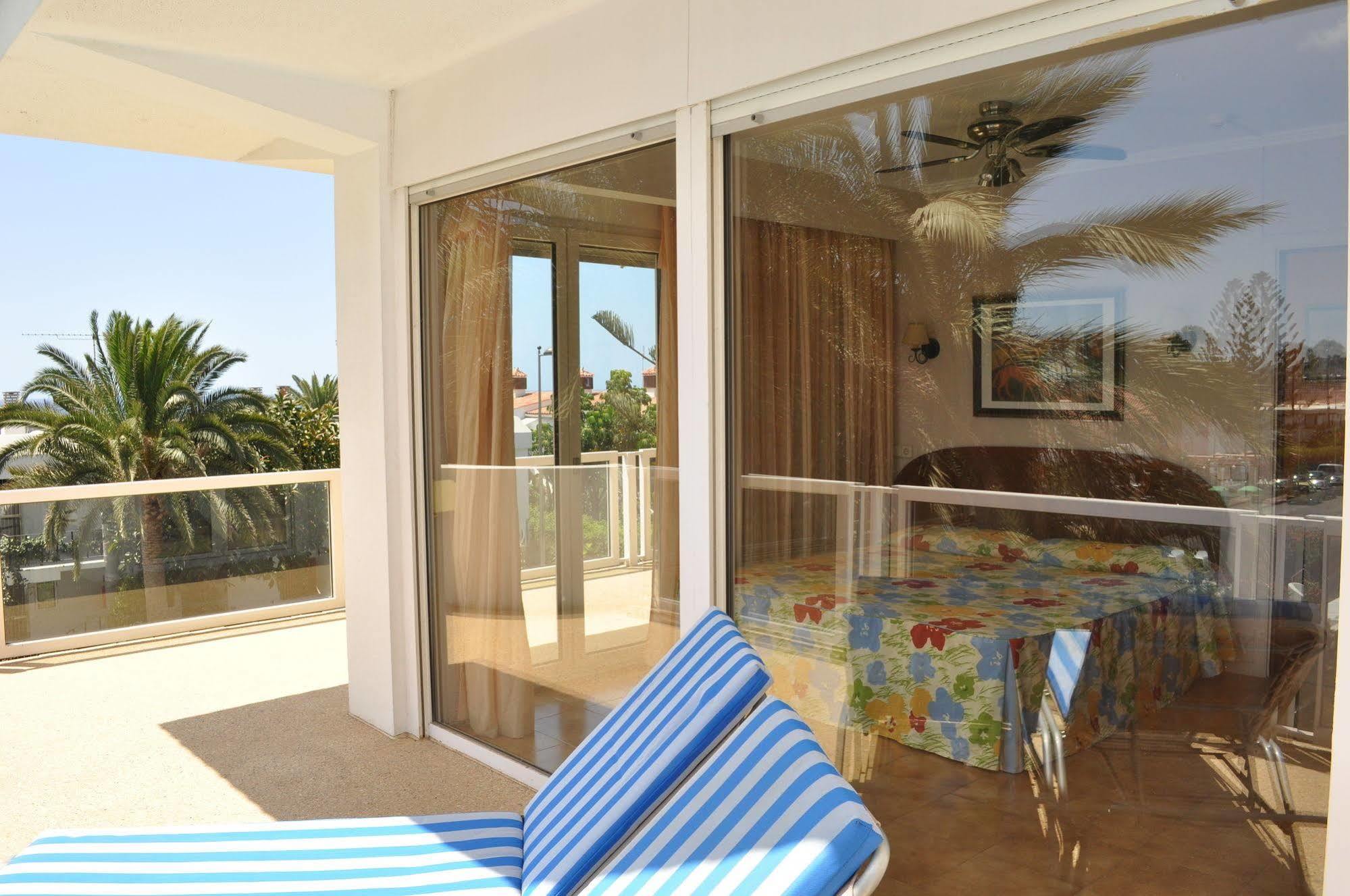 Apartamentos Montemayor Playa del Inglés Exterior foto